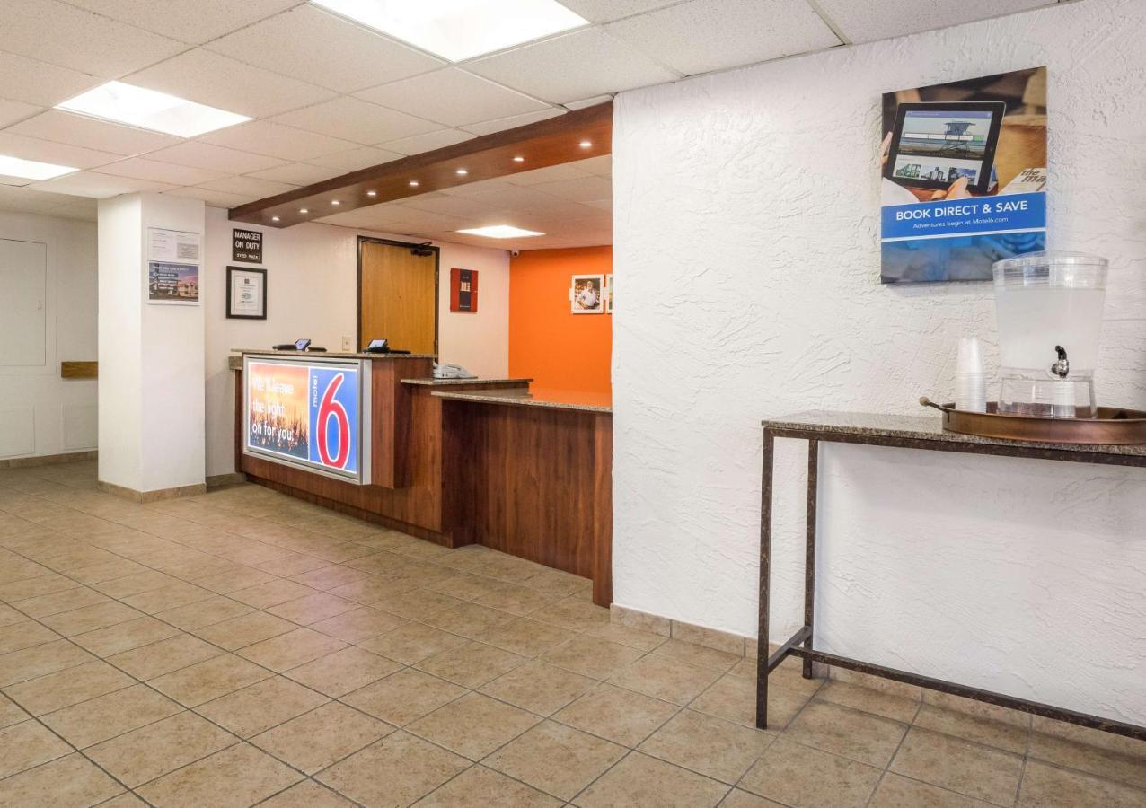 Motel 6-Prospect Heights, Il Luaran gambar